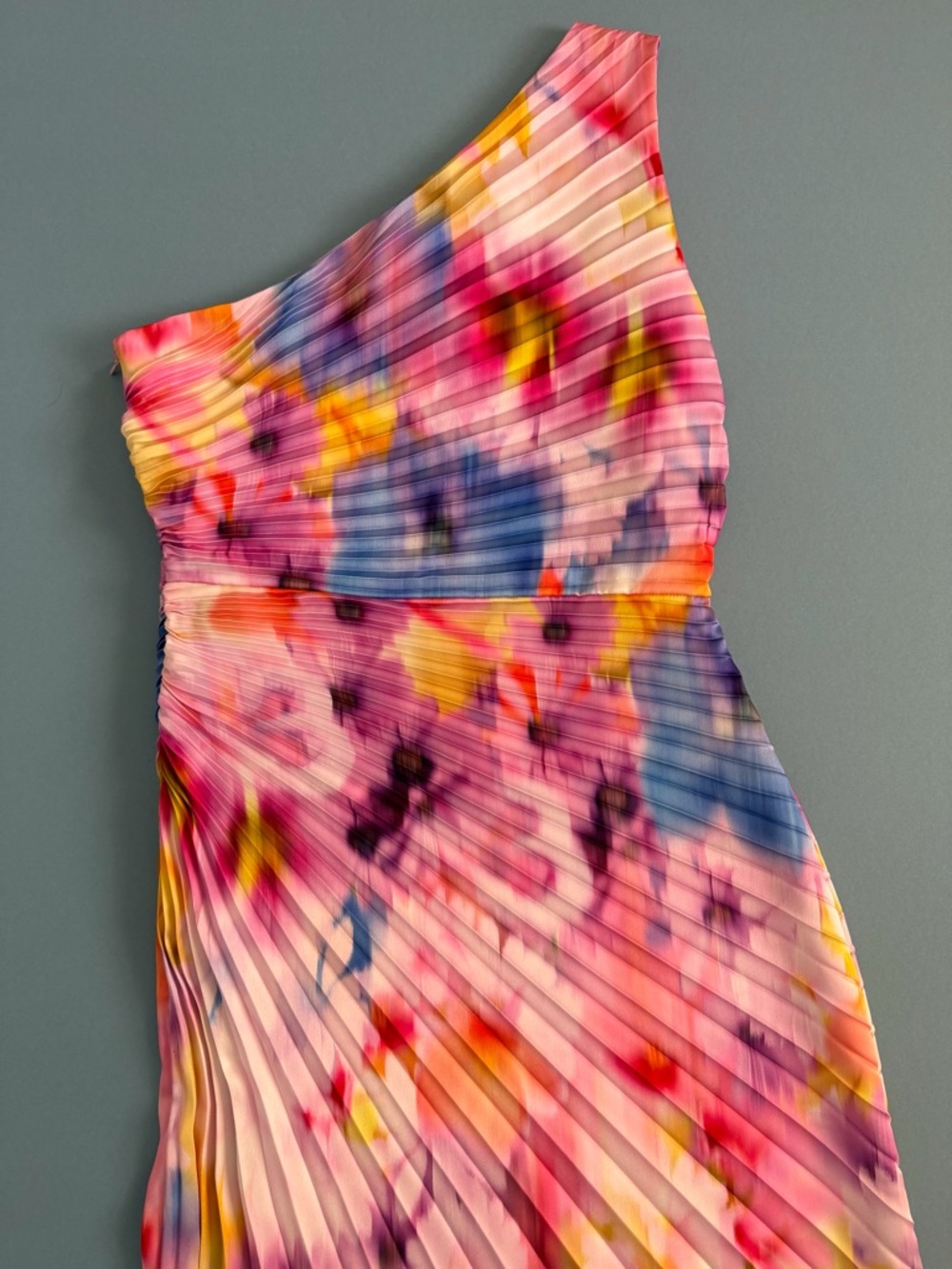 NWT Belle Badgley Mischka Kelsey Pleated Pink Multi Asymmetric Midi Dress - Picture 4 of 6
